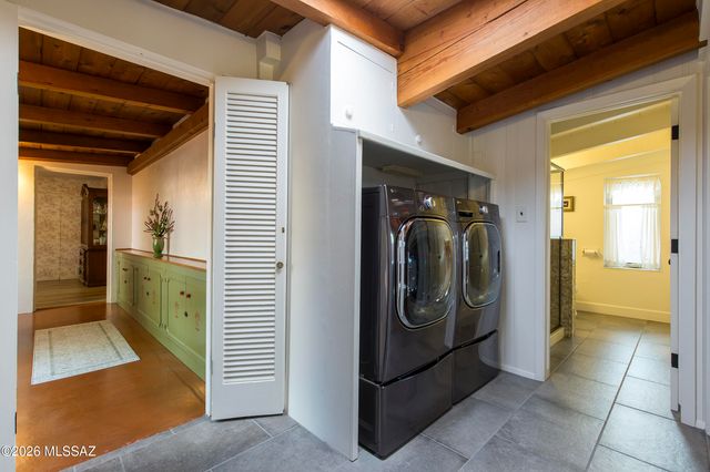 3819 E Calle Cortez, Tucson, AZ 85716