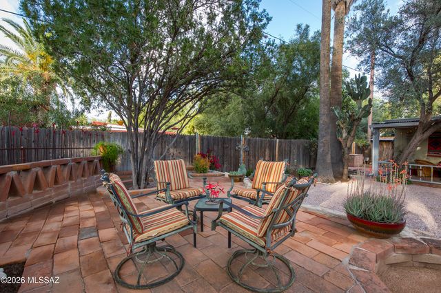 3819 E Calle Cortez, Tucson, AZ 85716