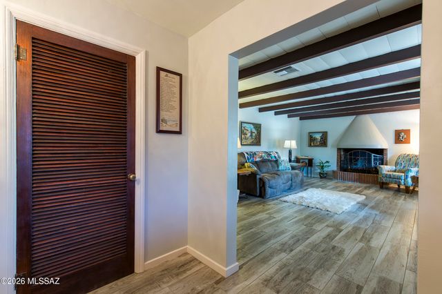 3819 E Calle Cortez, Tucson, AZ 85716