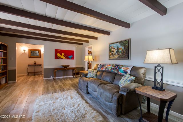 3819 E Calle Cortez, Tucson, AZ 85716