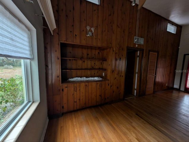 2304 VINE STREET, Leesburg, FL 34748