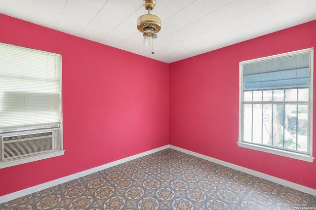 319 Imperial Blvd, San Antonio, TX 78226
