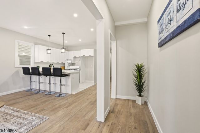 67 Brookdale Ave, Newark City, NJ 07106