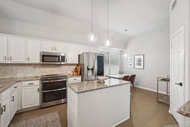 16743 Worthington, San Antonio, TX 78248
