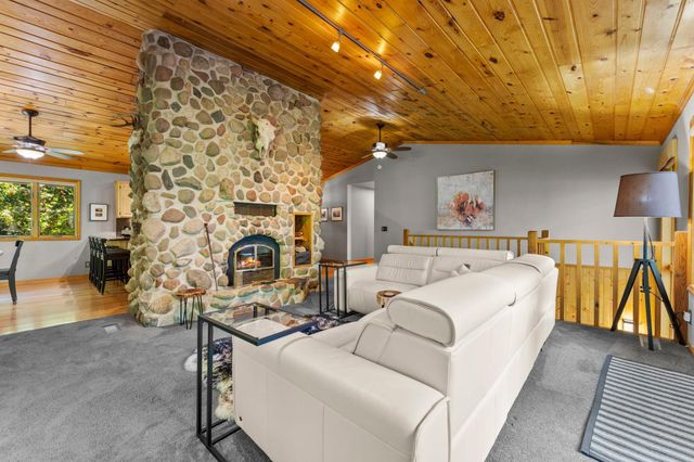 14986 130th Street Lane N, Stillwater, MN 55082