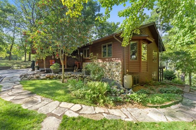 14986 130th Street Lane N, Stillwater, MN 55082