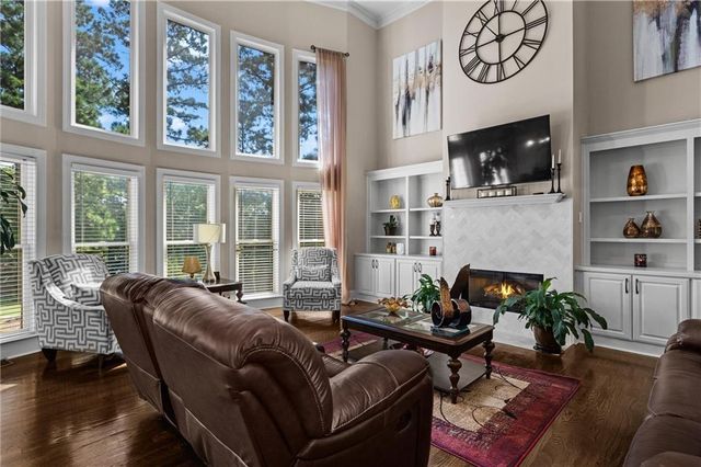 231 Golf Crest Drive, Acworth, GA 30101