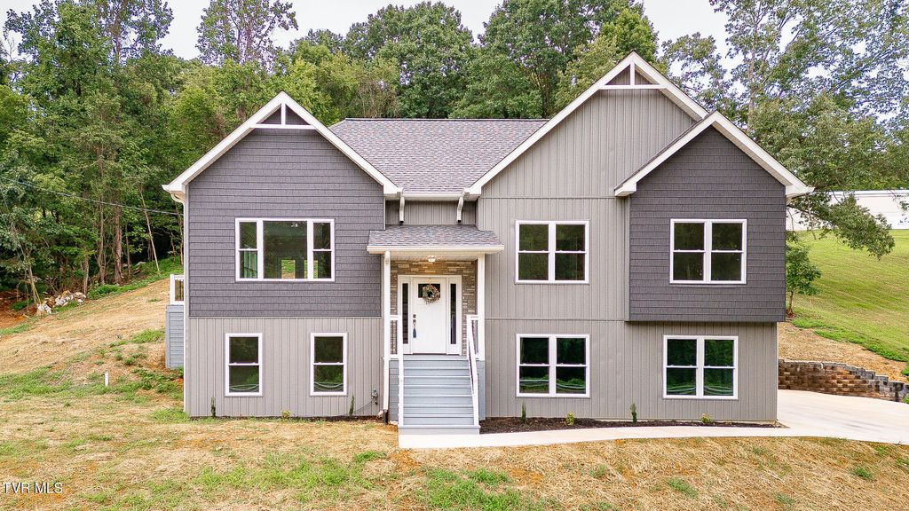 210 Wadlow Gap Road, Kingsport, TN 37660