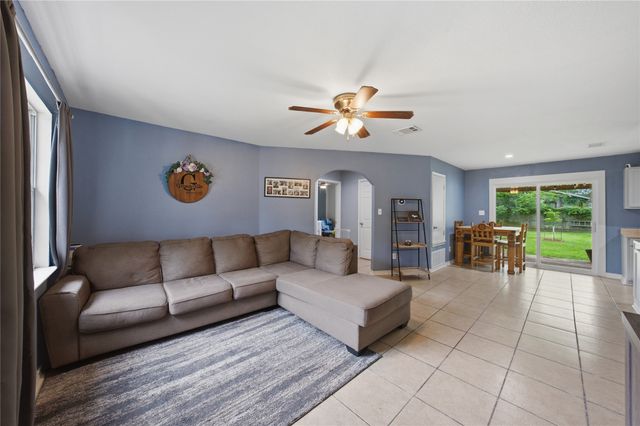 732 Ridgewood Drive, Tool, TX 75143