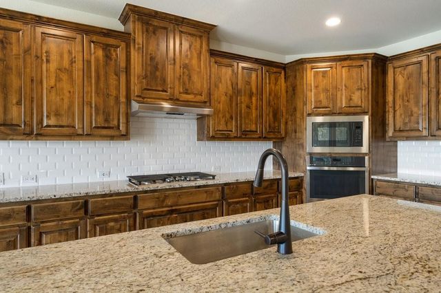 141 Whispering Wind RD, Bertram, TX 78605