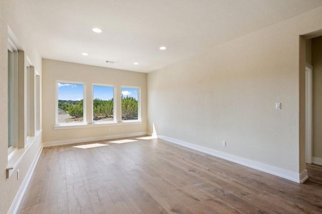 141 Whispering Wind RD, Bertram, TX 78605