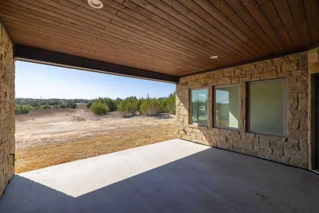 141 Whispering Wind RD, Bertram, TX 78605