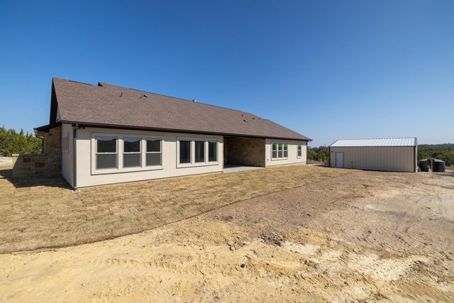 141 Whispering Wind RD, Bertram, TX 78605