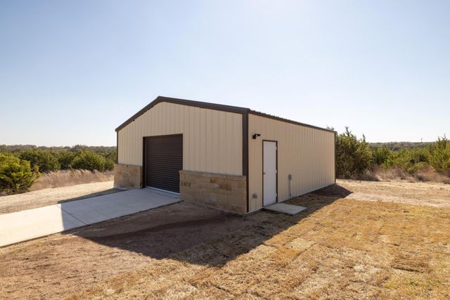 141 Whispering Wind RD, Bertram, TX 78605