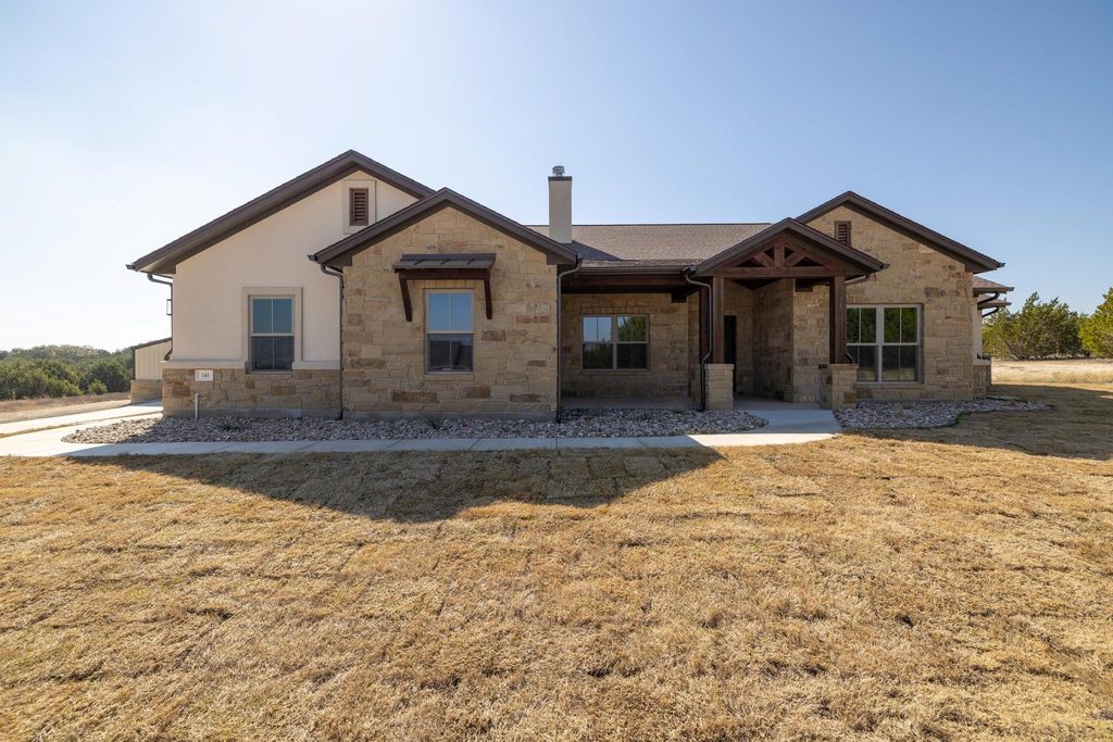 141 Whispering Wind RD, Bertram, TX 78605