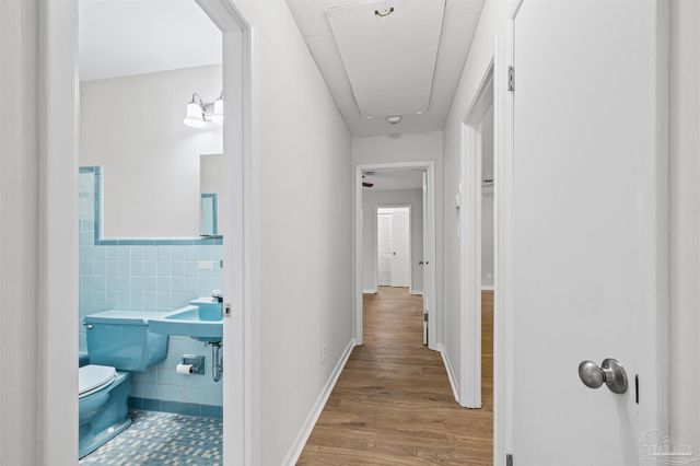 1099 Pine Top Ln, Cantonment, FL 32533