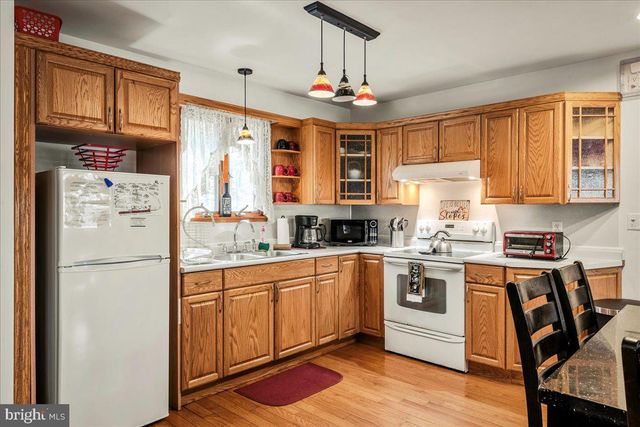31 MIDDLE VILLAGE WAY, Tannersville, PA 18372