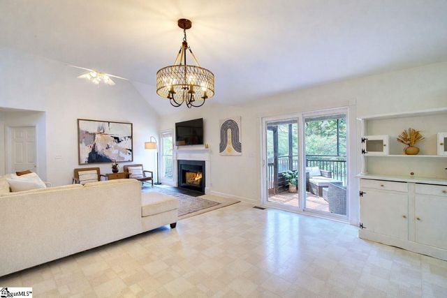 11 Kingsbury Way, Greenville, SC 29617