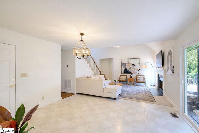 11 Kingsbury Way, Greenville, SC 29617