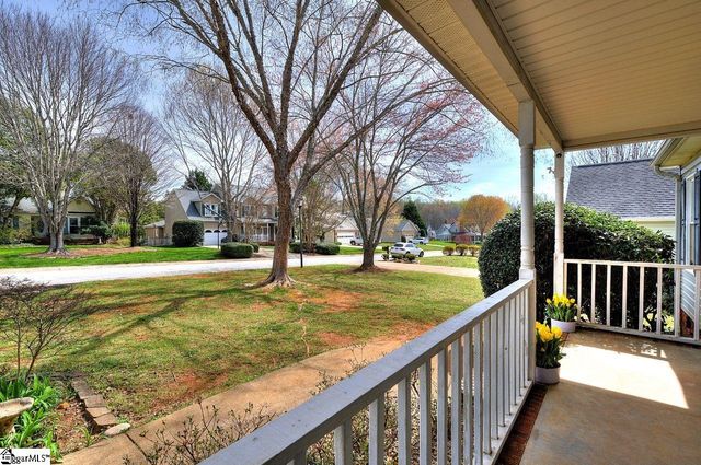 11 Kingsbury Way, Greenville, SC 29617