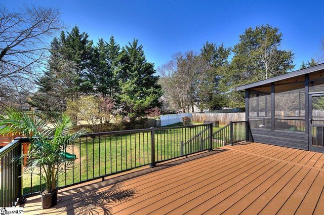 11 Kingsbury Way, Greenville, SC 29617