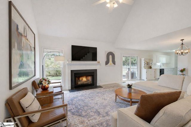 11 Kingsbury Way, Greenville, SC 29617