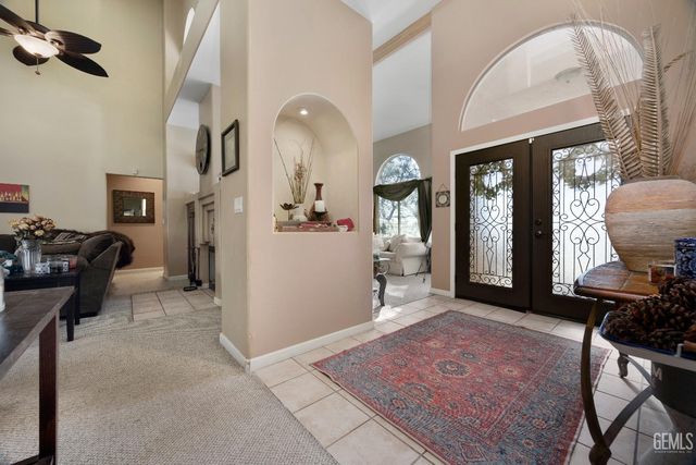 5705 Valley Street, Bakersfield, CA 93306