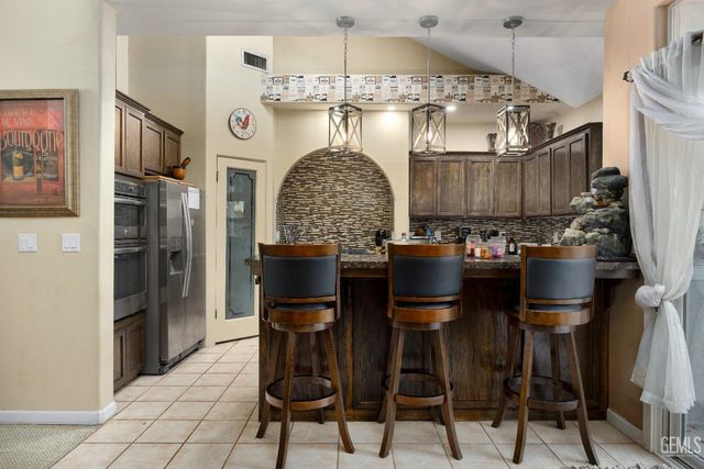 5705 Valley Street, Bakersfield, CA 93306