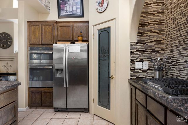 5705 Valley Street, Bakersfield, CA 93306