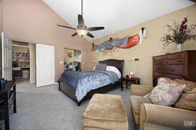 5705 Valley Street, Bakersfield, CA 93306