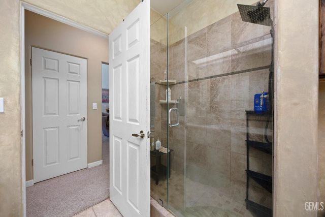 5705 Valley Street, Bakersfield, CA 93306