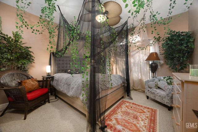 5705 Valley Street, Bakersfield, CA 93306