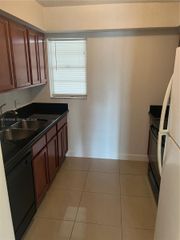 2451 SW 82nd Ave 207, Davie, FL 33324