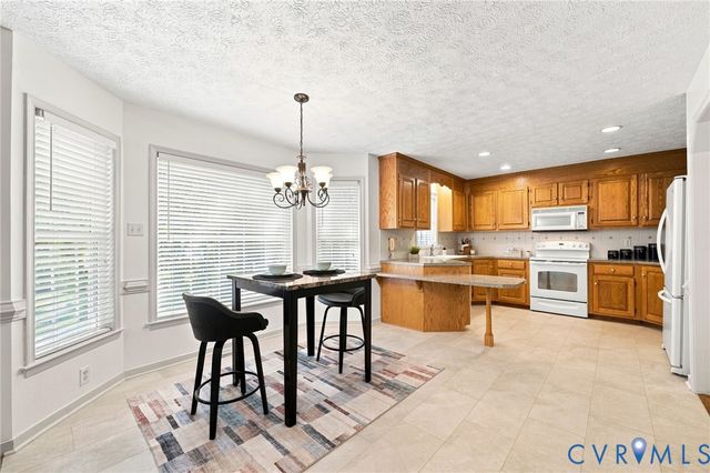 13725 Nairn Ct, Chester, VA 23831