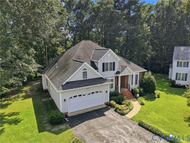 13725 Nairn Ct, Chester, VA 23831