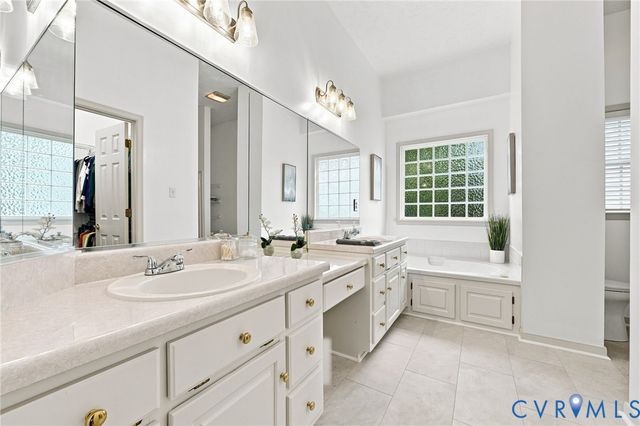 13725 Nairn Ct, Chester, VA 23831