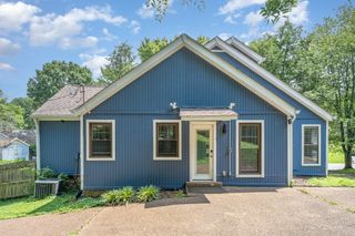 101 Vickey Ct, Nashville, TN 37211