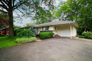 601 Ashland Rd, Middlesex Boro, NJ 08846