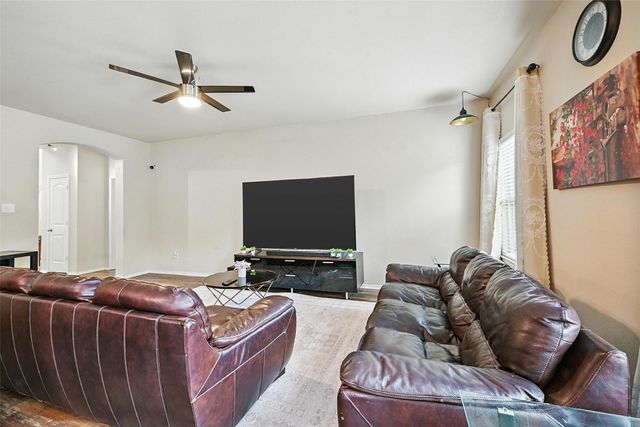 1209 Jasper Crossing, Princeton, TX 75407