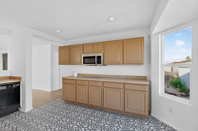2520 Bixby Street NW, Albuquerque, NM 87120