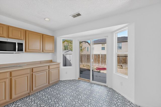 2520 Bixby Street NW, Albuquerque, NM 87120
