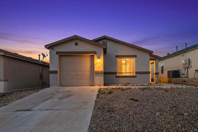 2520 Bixby Street NW, Albuquerque, NM 87120