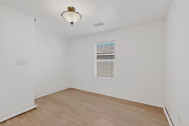 2520 Bixby Street NW, Albuquerque, NM 87120