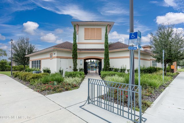 4100 SPRING CREEK Lane, Middleburg, FL 32068