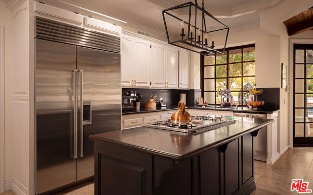 29270 Wagon Road, Agoura Hills, CA 91301