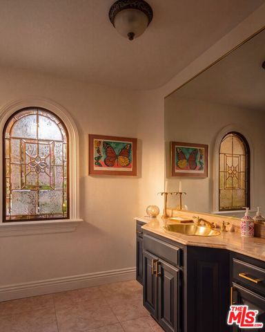 29270 Wagon Road, Agoura Hills, CA 91301