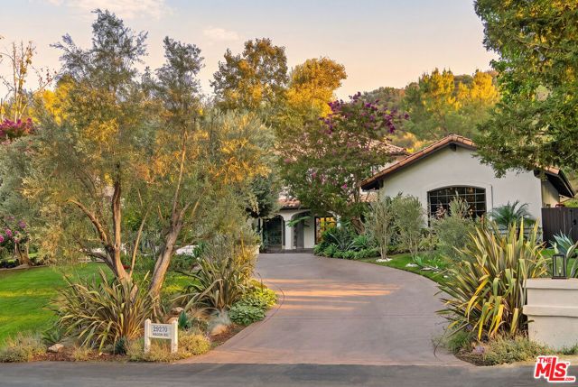 29270 Wagon Road, Agoura Hills, CA 91301
