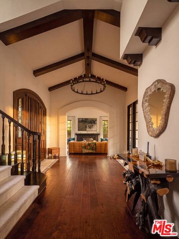 29270 Wagon Road, Agoura Hills, CA 91301