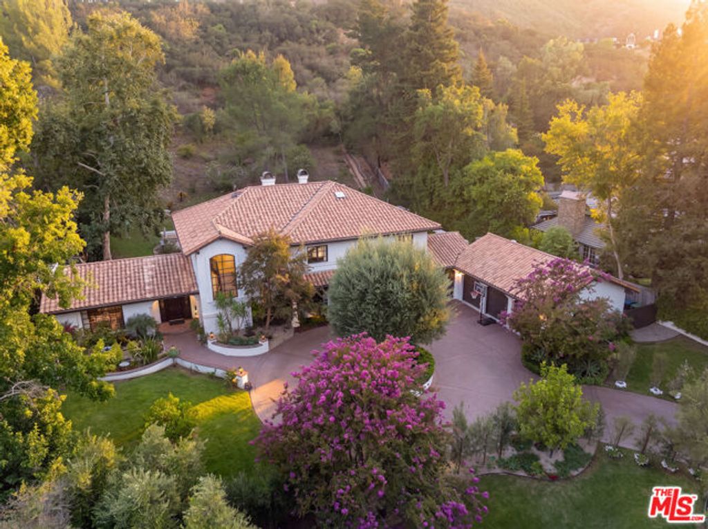 29270 Wagon Road, Agoura Hills, CA 91301