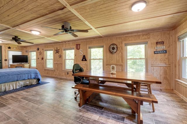 2614 Distillery Rd, Greenbrier, TN 37073